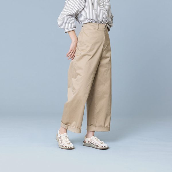 Women's UNEEK Sneaker | White Cap/Cornstalk