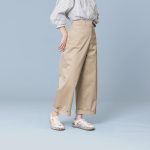 Women's UNEEK Sneaker | Lily Pad/Peach Fuzz